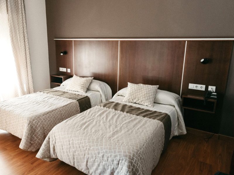 hospedium-hotel-plaza-manjon-habitacion-doble-deluxe-8